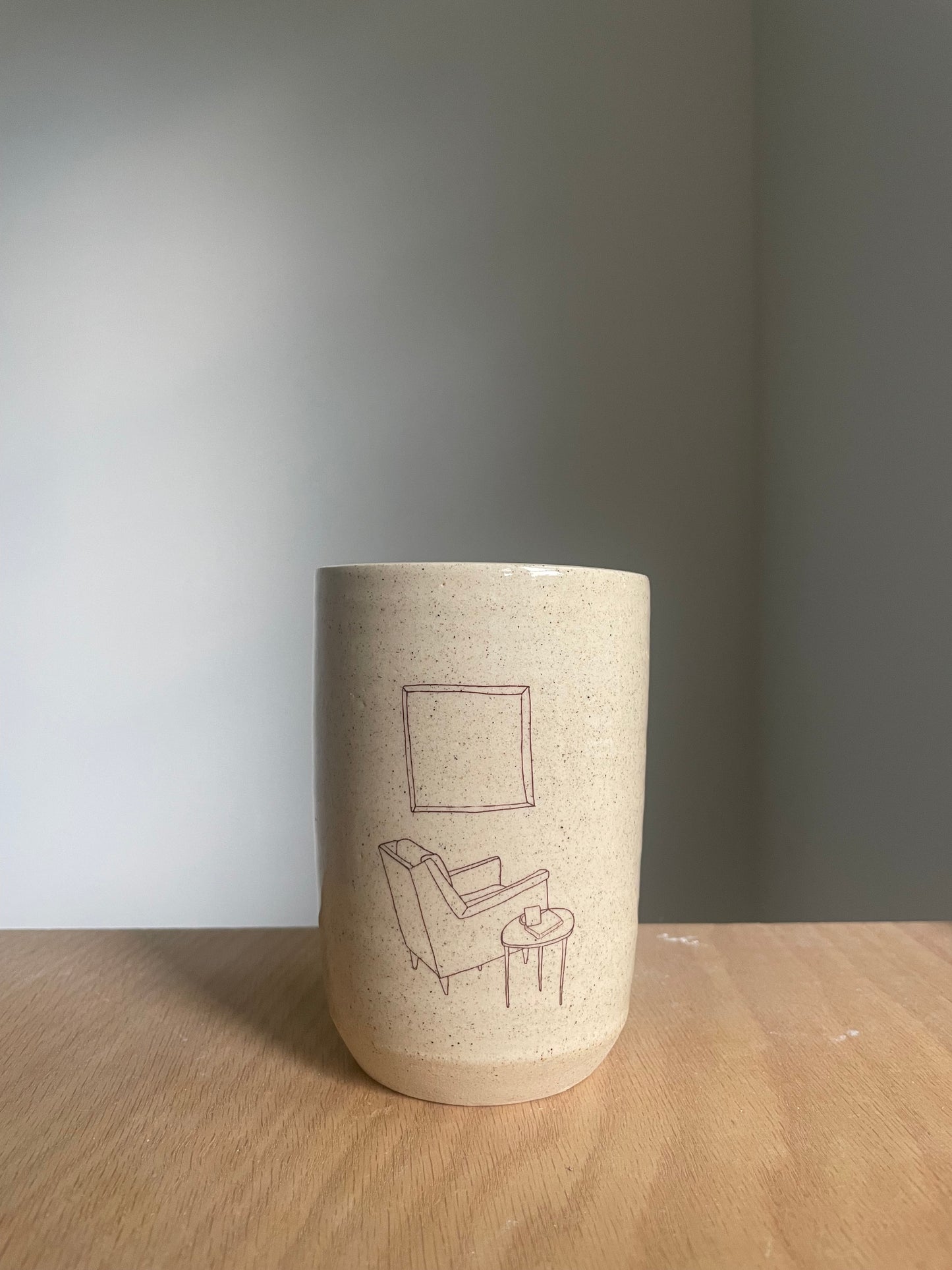 living room scene tumbler style I