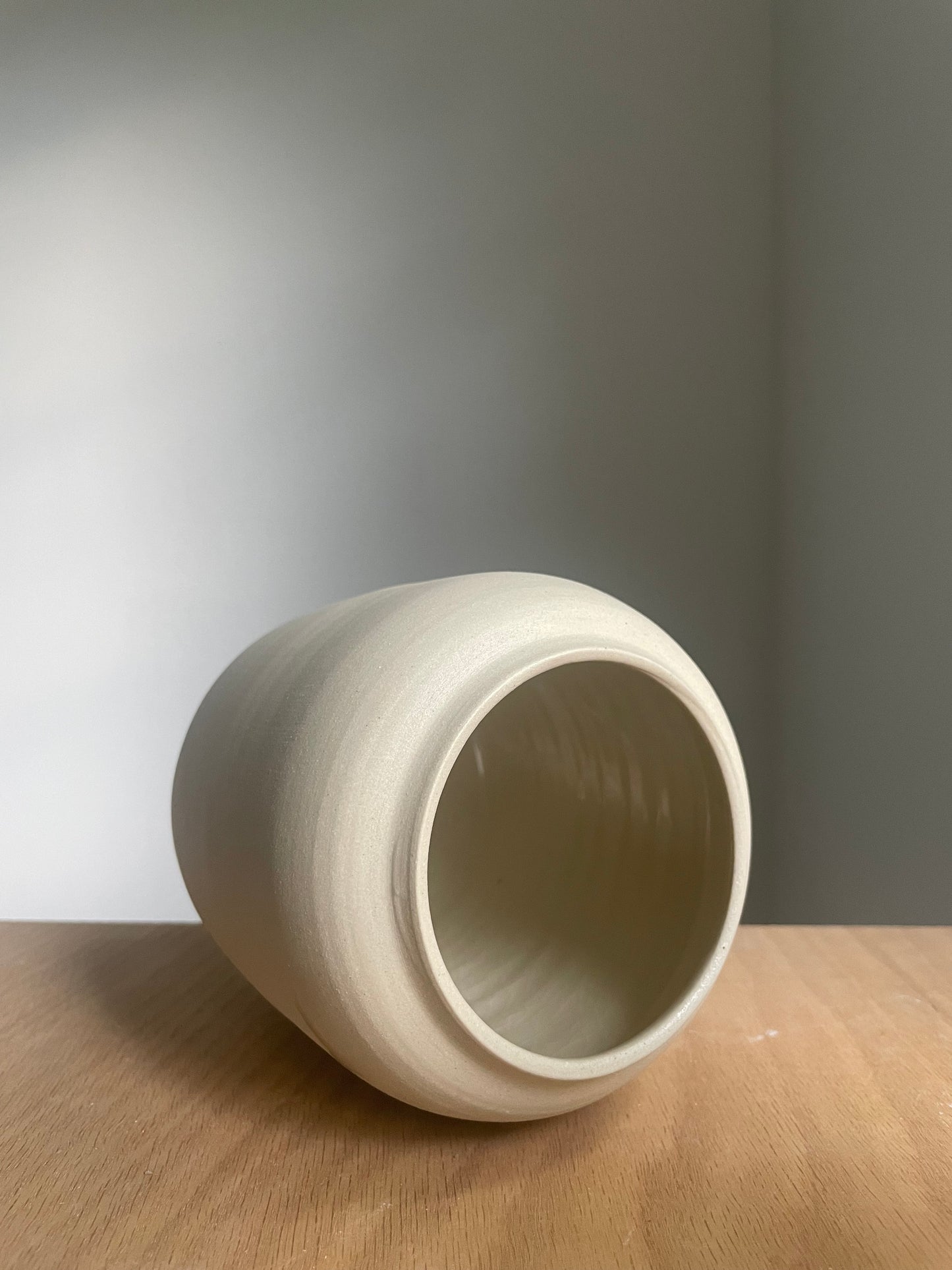 white clay vase style III