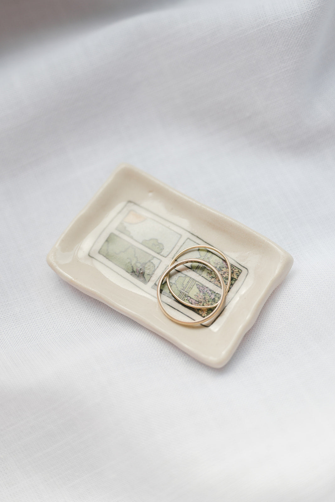 summer window ring dish - full color