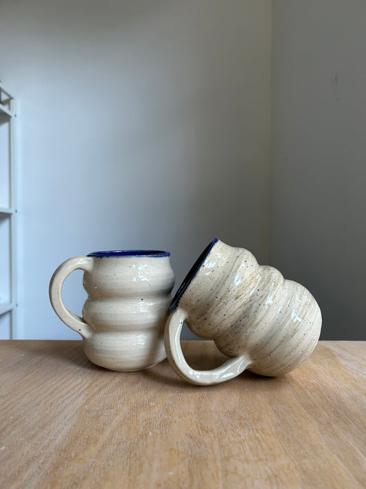 Curvy Mug: Moody Blue