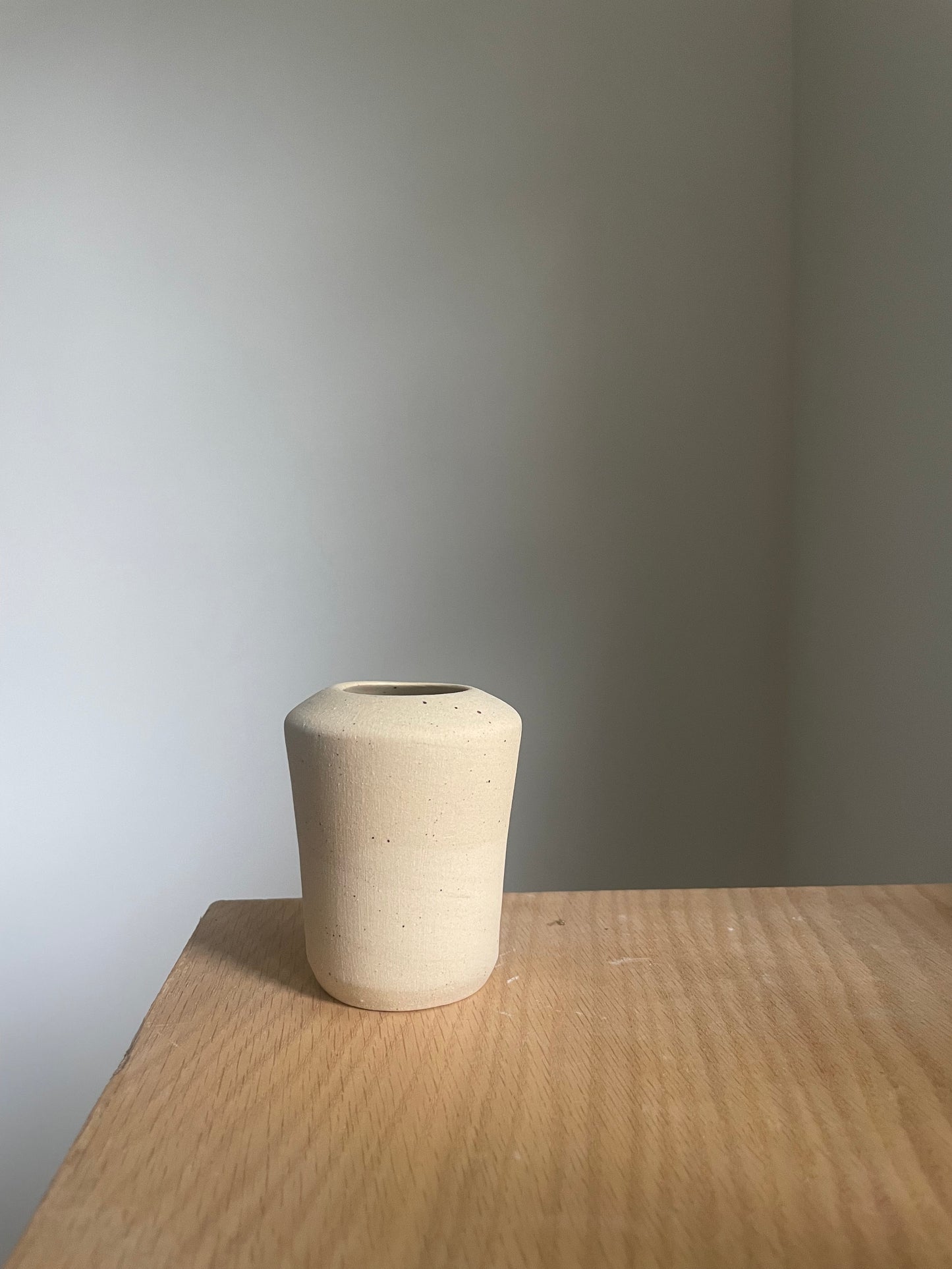 raw white clay bud vase style II
