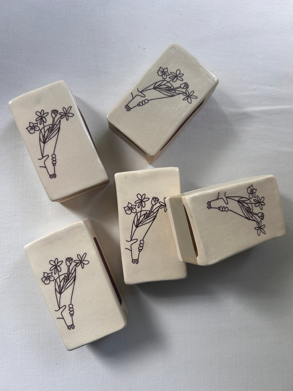 wholesale: mixed bouquet matchboxes (5)