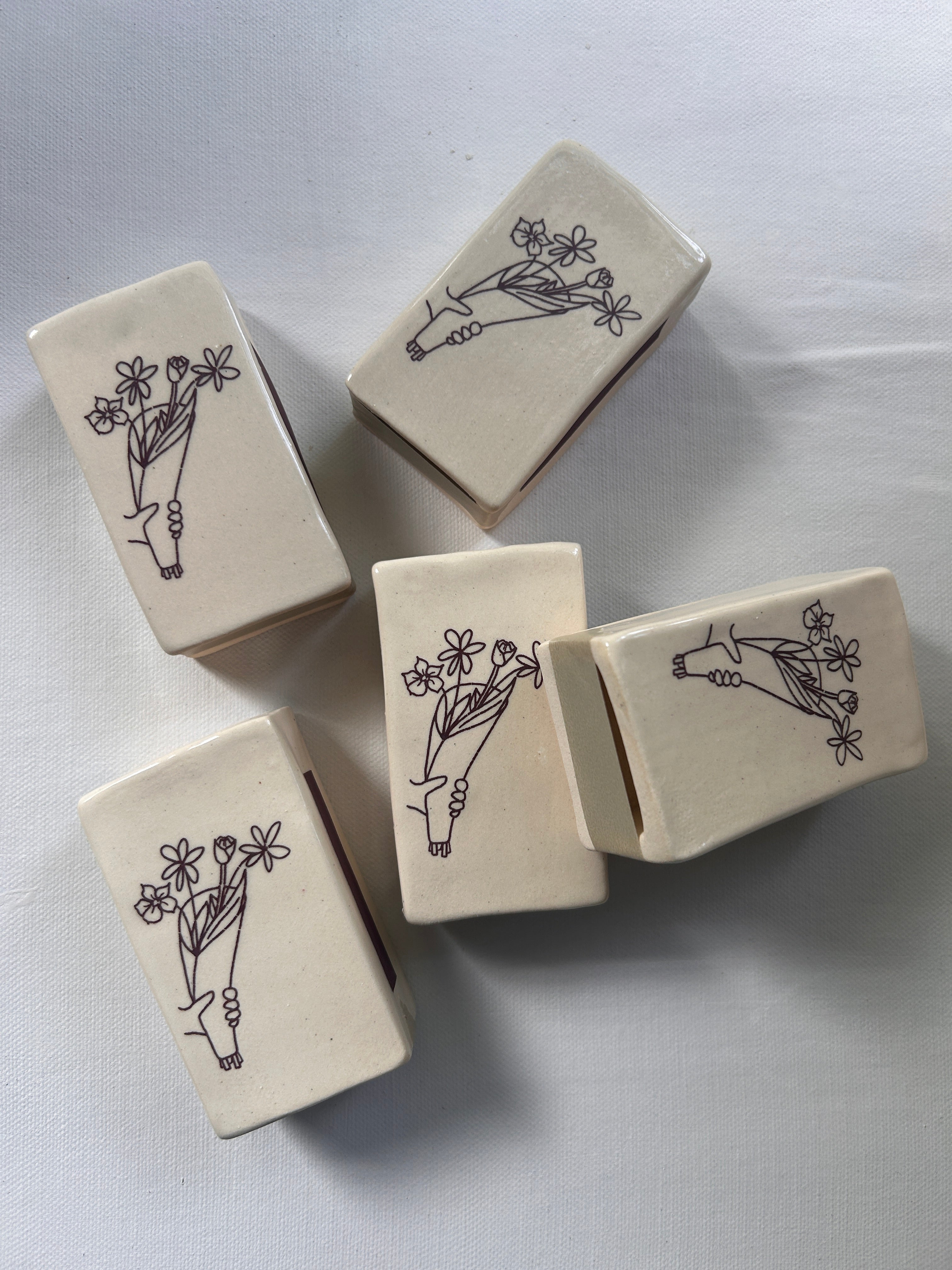 wholesale: mixed bouquet matchboxes (5)