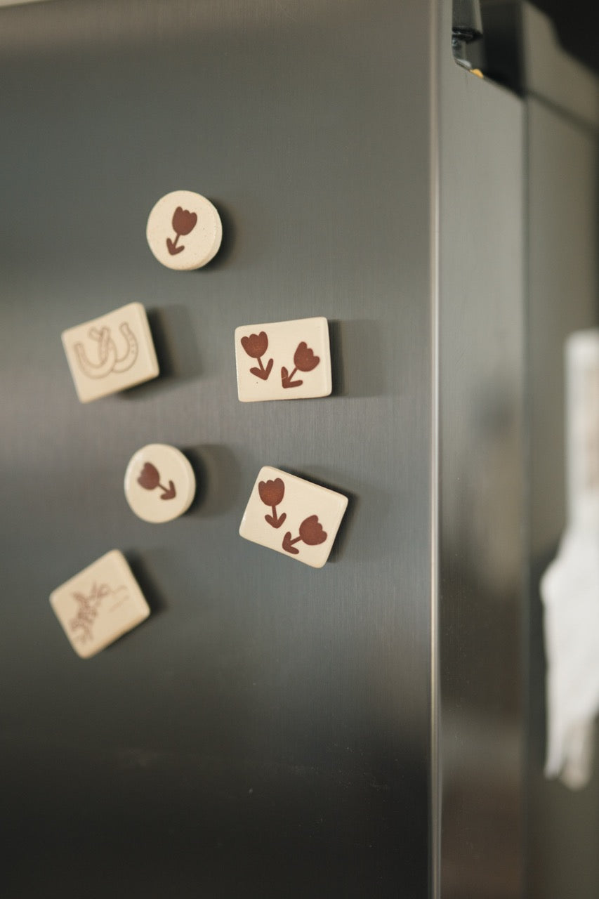 tulip magnet